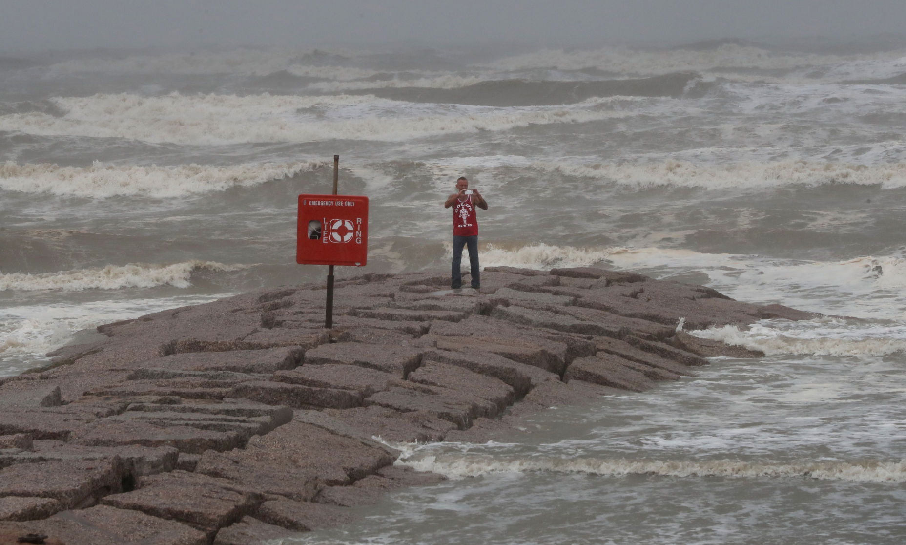 Harvey drenches the Gulf coast